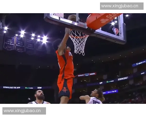 弃用主力！鱼腩惨遭17分大逆转：全场开心欢呼，杰克逊首秀22分